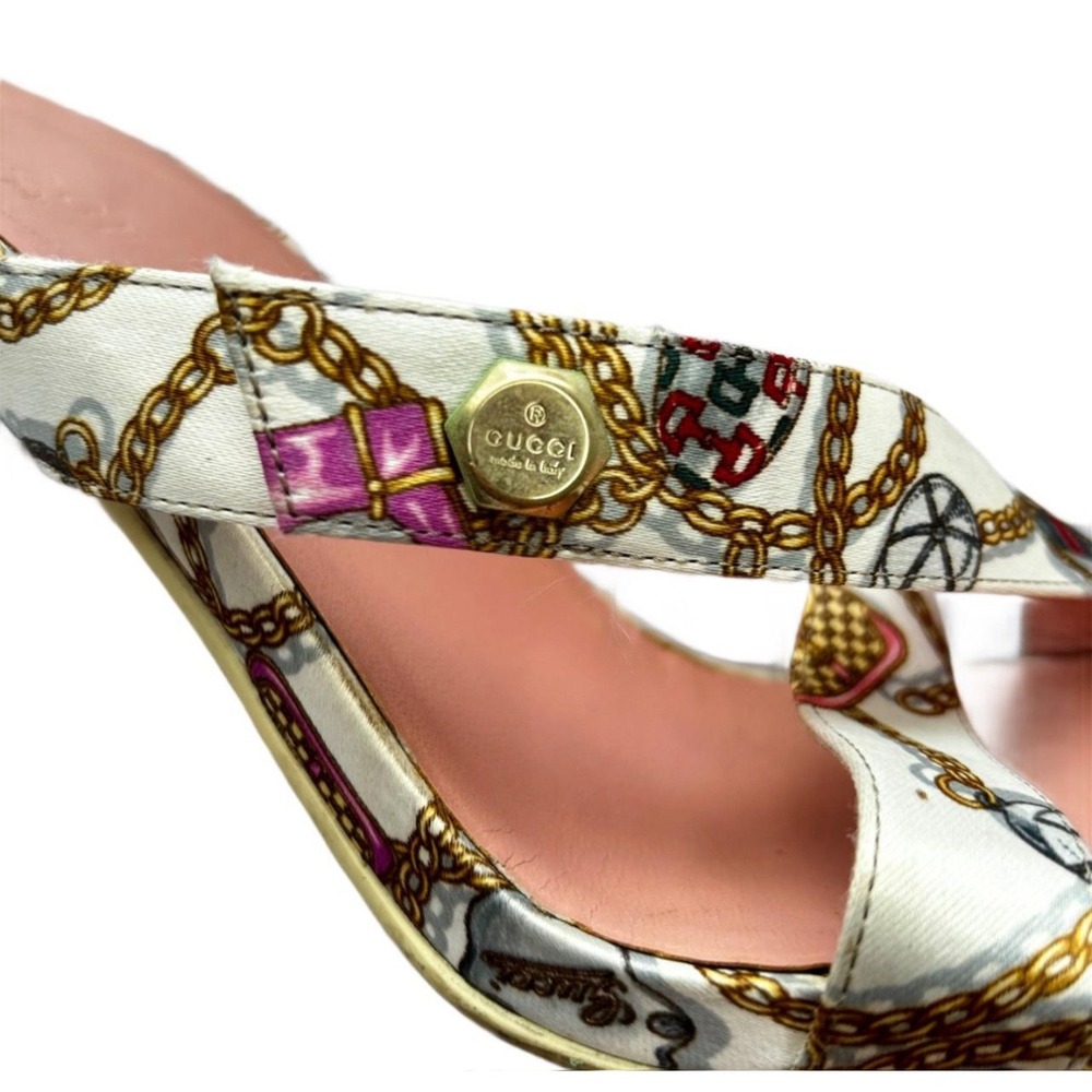 Gucci Vintage Chain Crest Print Satin Stiletto Heeled Sandals Mules Cream Size 8 - Picture 4 of 5
